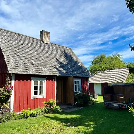 Suurekivi Kuelalistemaja Gasthuis