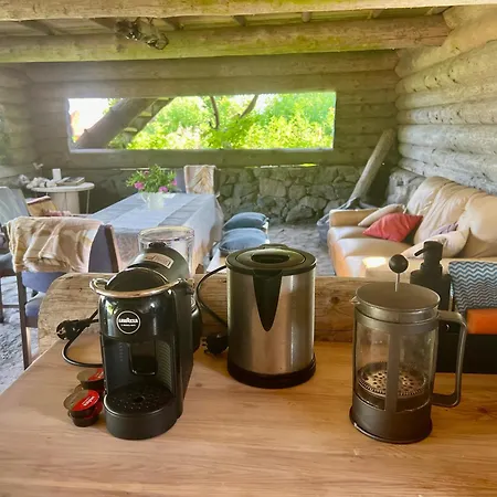 Suurekivi Kuelalistemaja * Reigi