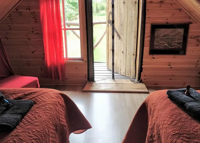 Suurekivi Kuelalistemaja Maison d'hôtes Reigi