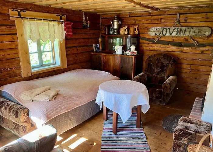 Suurekivi Kuelalistemaja בית הארחה *