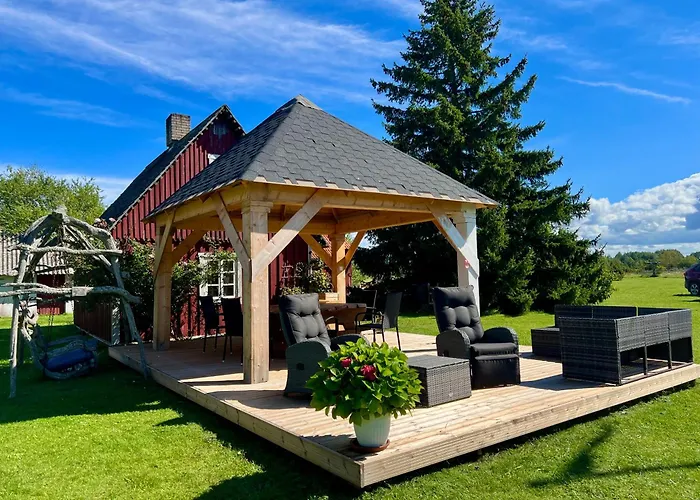 Suurekivi Kuelalistemaja בית הארחה Reigi