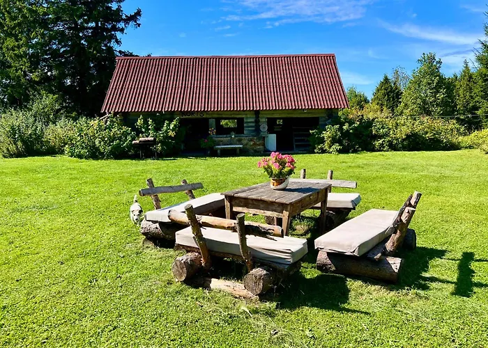 Suurekivi Kuelalistemaja *